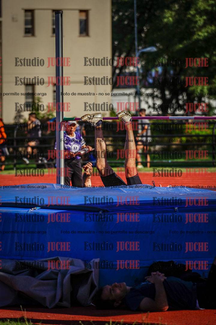 Fotos del salto en alto de varones - decatlón 4