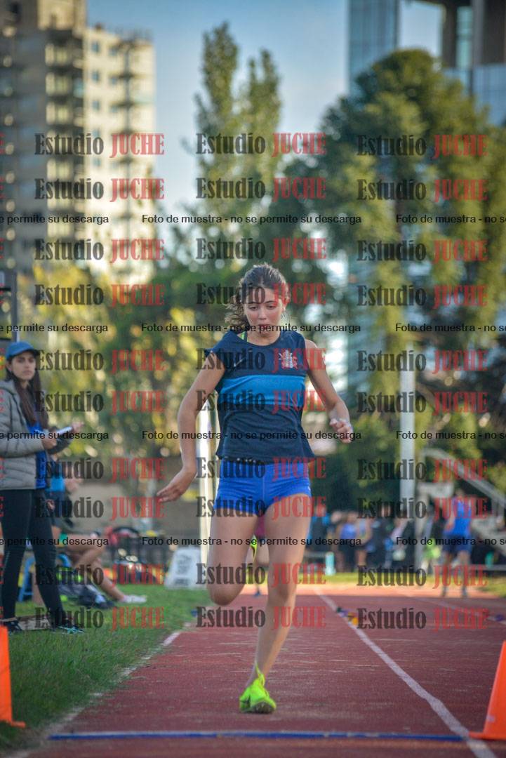 Fotos del salto en largo - mujeres U16
