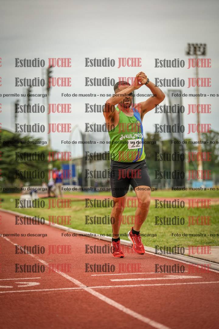 Fotos de los 3000 m llanos de varones
