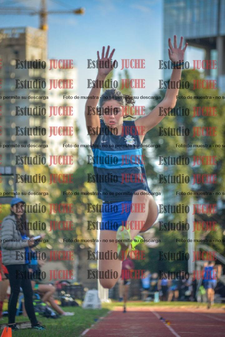 Fotos del salto en largo - mujeres U16
