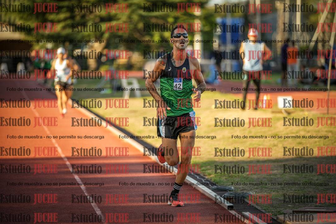 Fotos de los 3000 m llanos de varones