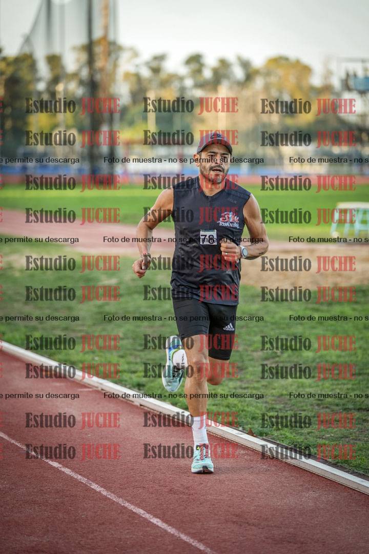 Fotos de los 3000 m llanos de varones