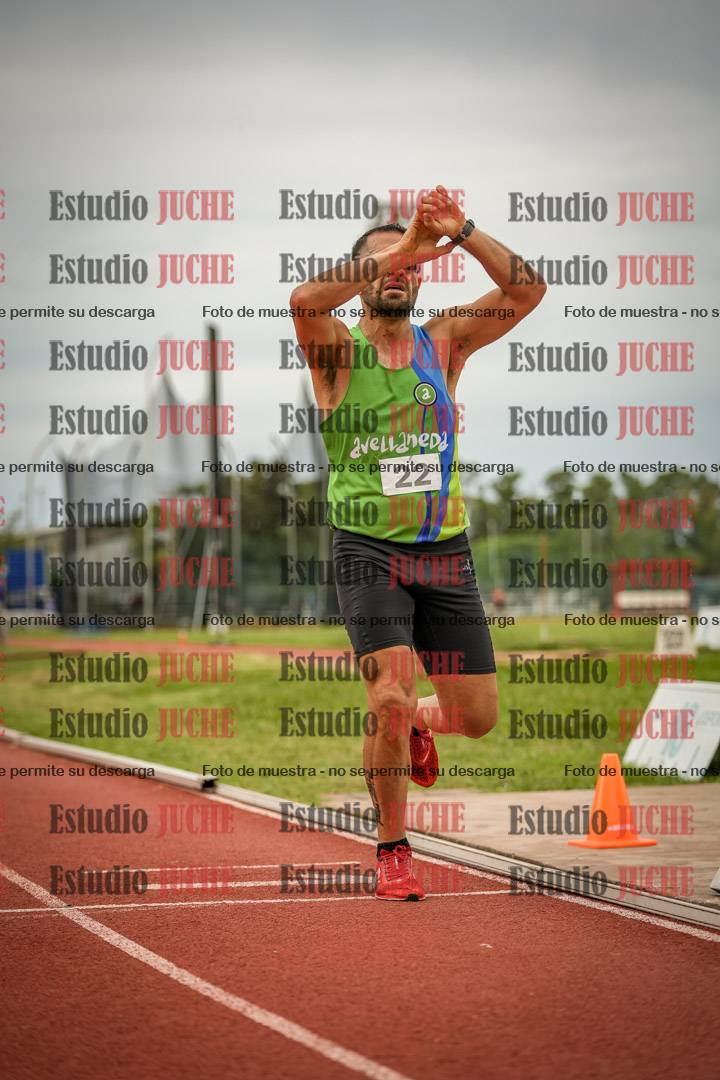 Fotos de los 3000 m llanos de varones