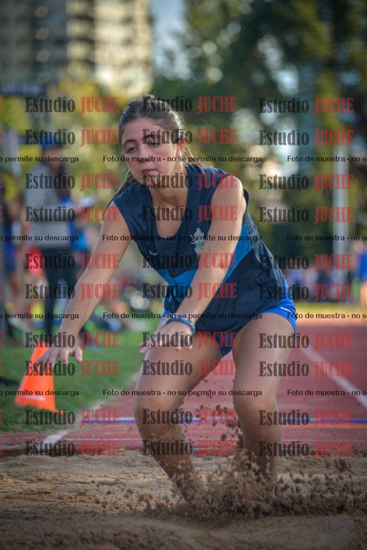 Fotos del salto en largo - mujeres U16