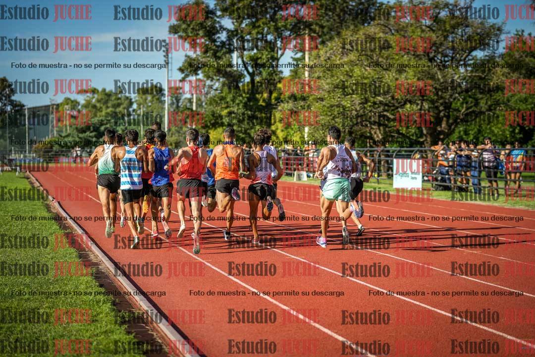 Fotos de los 1500 m llanos de varones