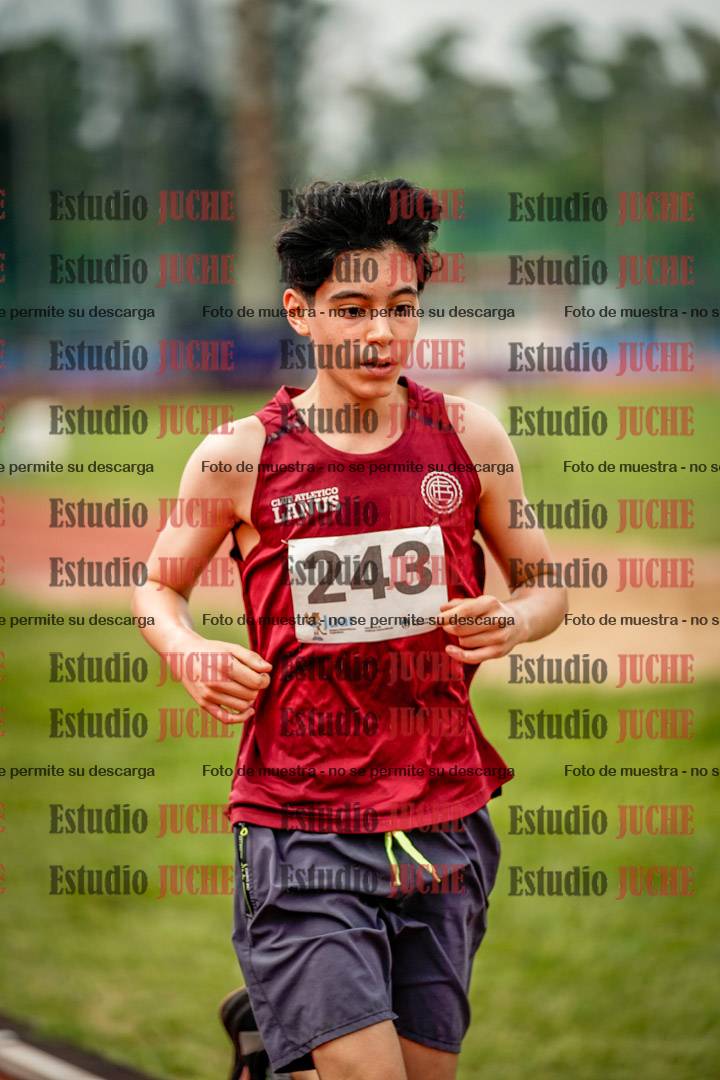 Fotos de los 2400 m de varones