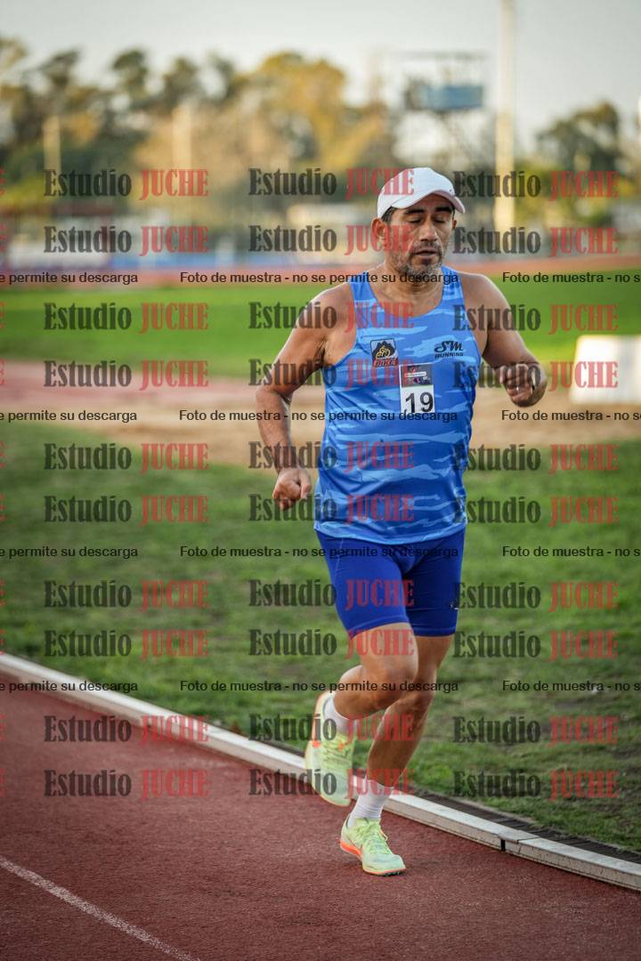 Fotos de los 3000 m llanos de varones