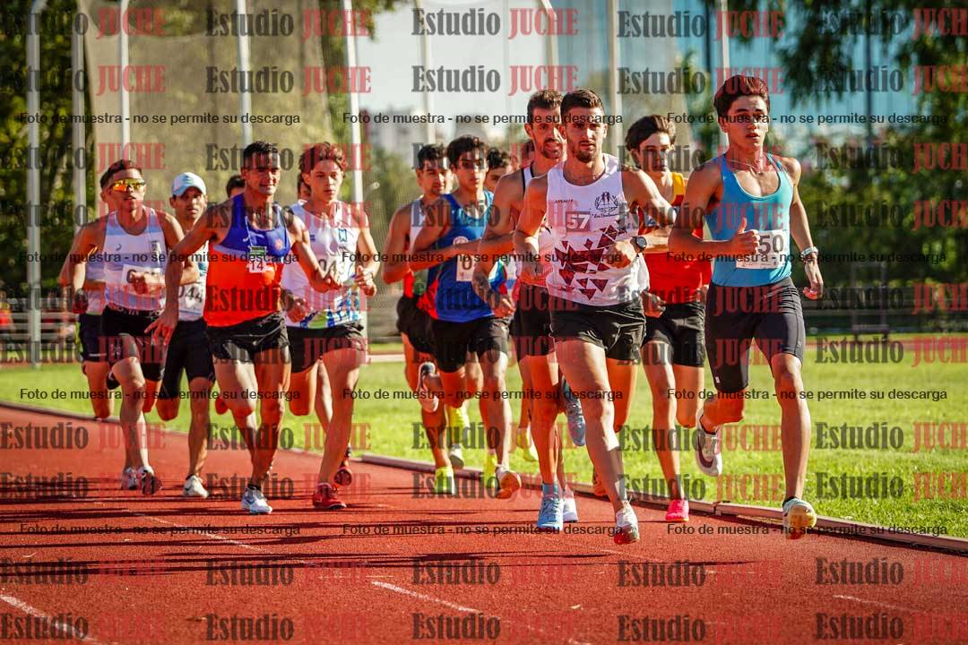 Fotos de los 1500 m llanos de varones