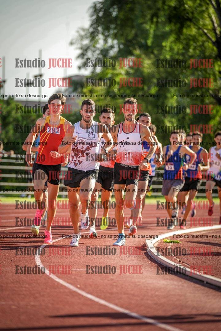 Fotos de los 1500 m llanos de varones