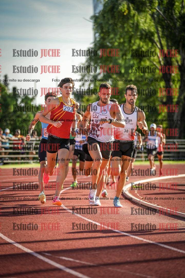 Fotos de los 1500 m llanos de varones