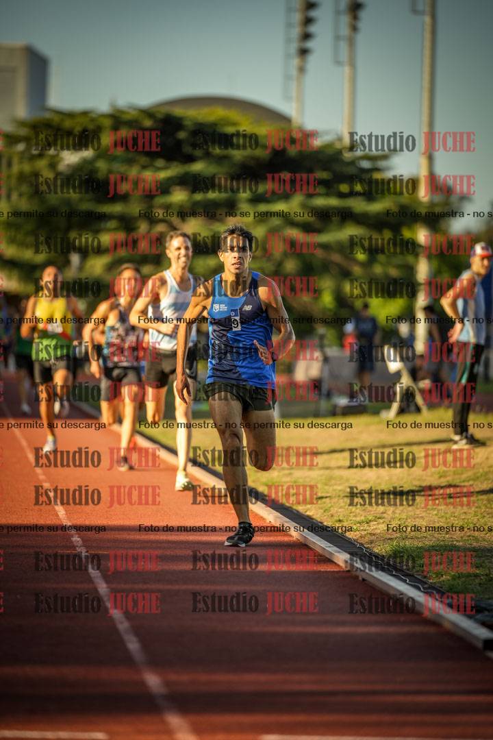 Fotos de los 3000 m llanos de varones
