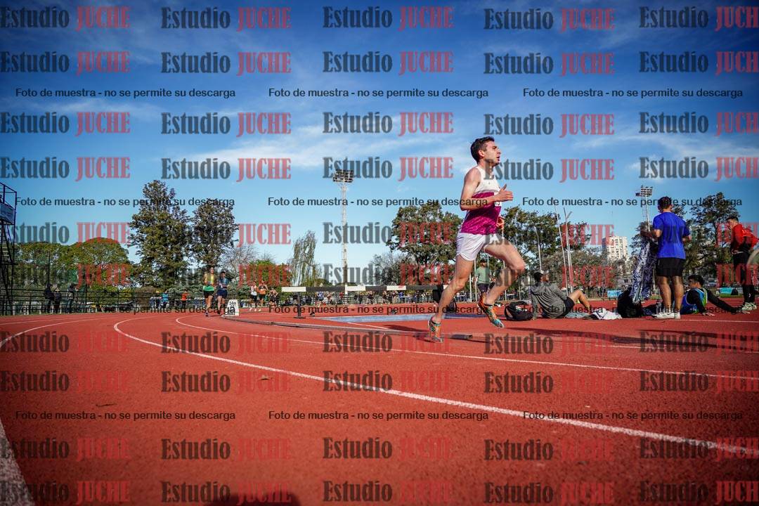 Fotos de los 3000 m llanos de varones