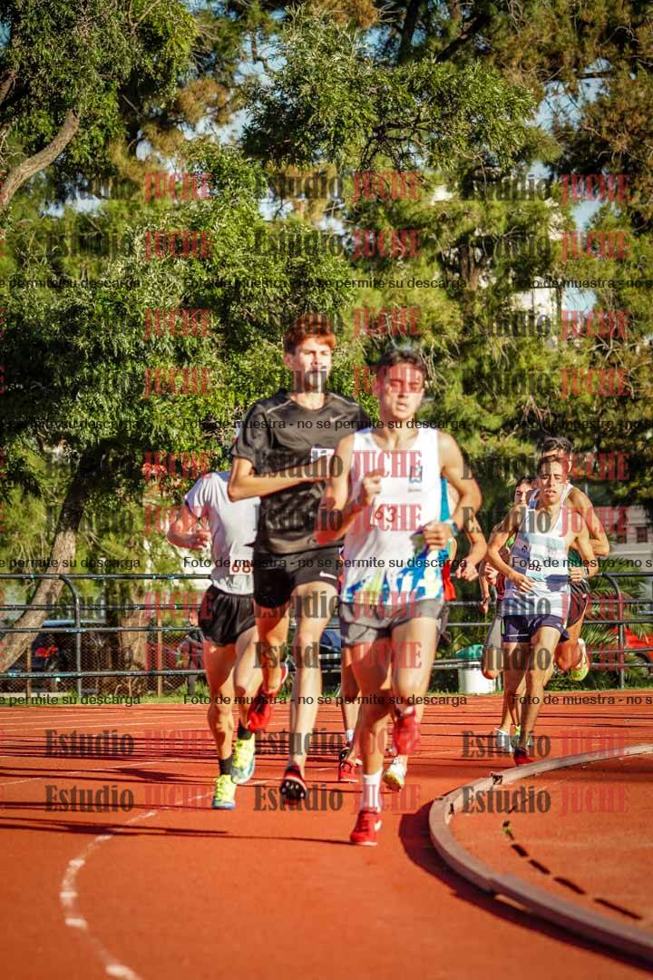 Fotos de los 1500 m llanos de varones