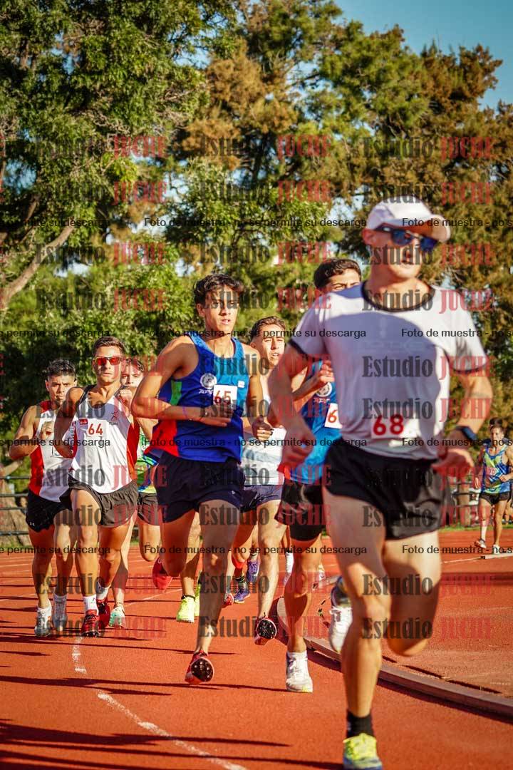 Fotos de los 1500 m llanos de varones