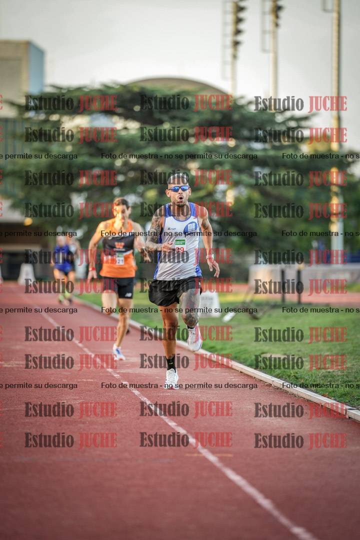 Fotos de los 3000 m llanos de varones
