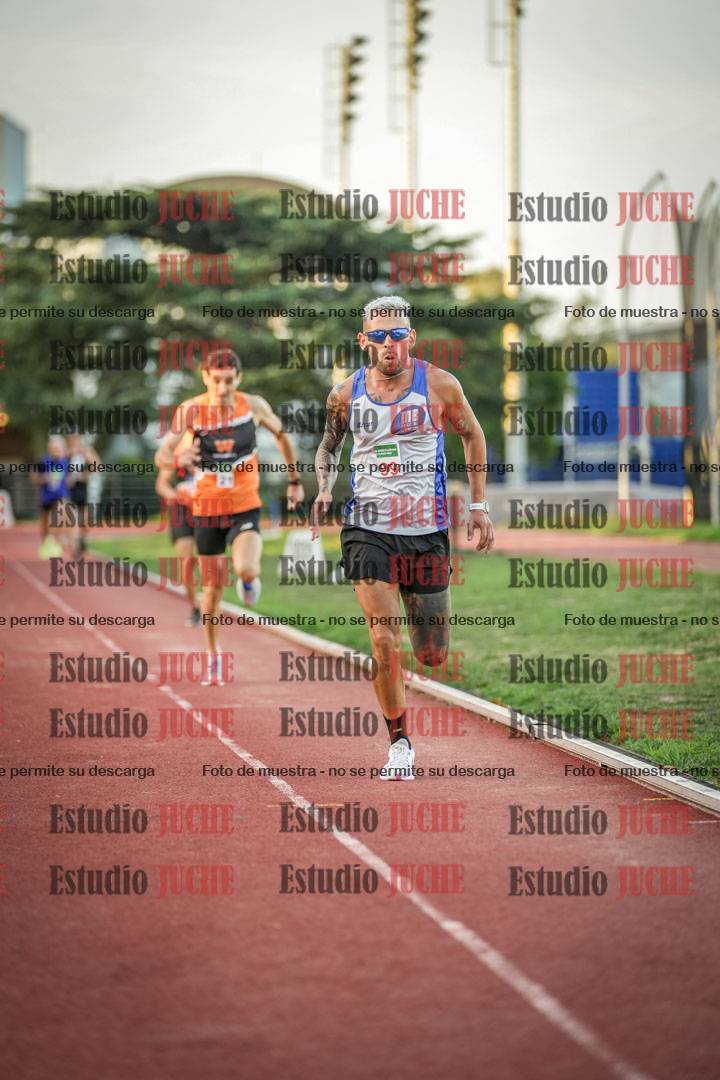 Fotos de los 3000 m llanos de varones