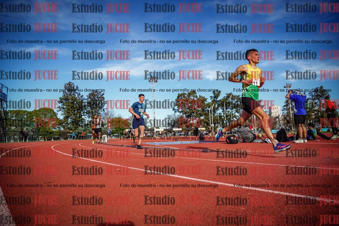 Fotos de los 3000 m llanos de varones