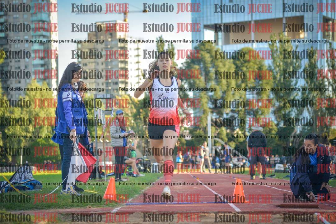 Fotos del salto en largo - mujeres U16