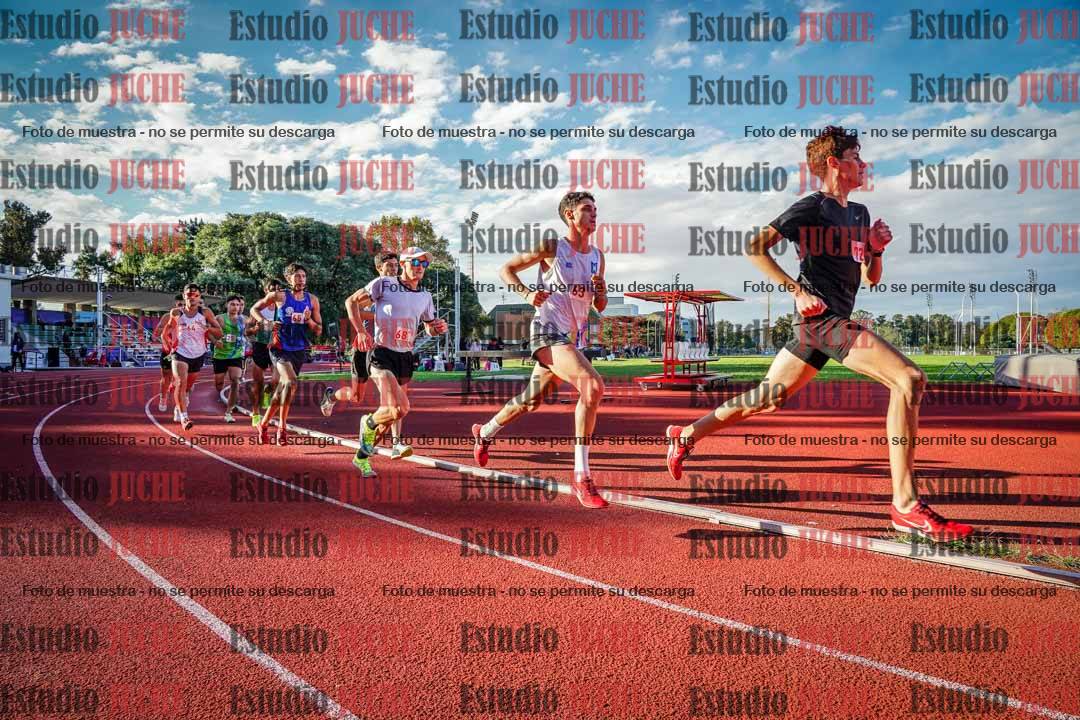 Fotos de los 1500 m llanos de varones