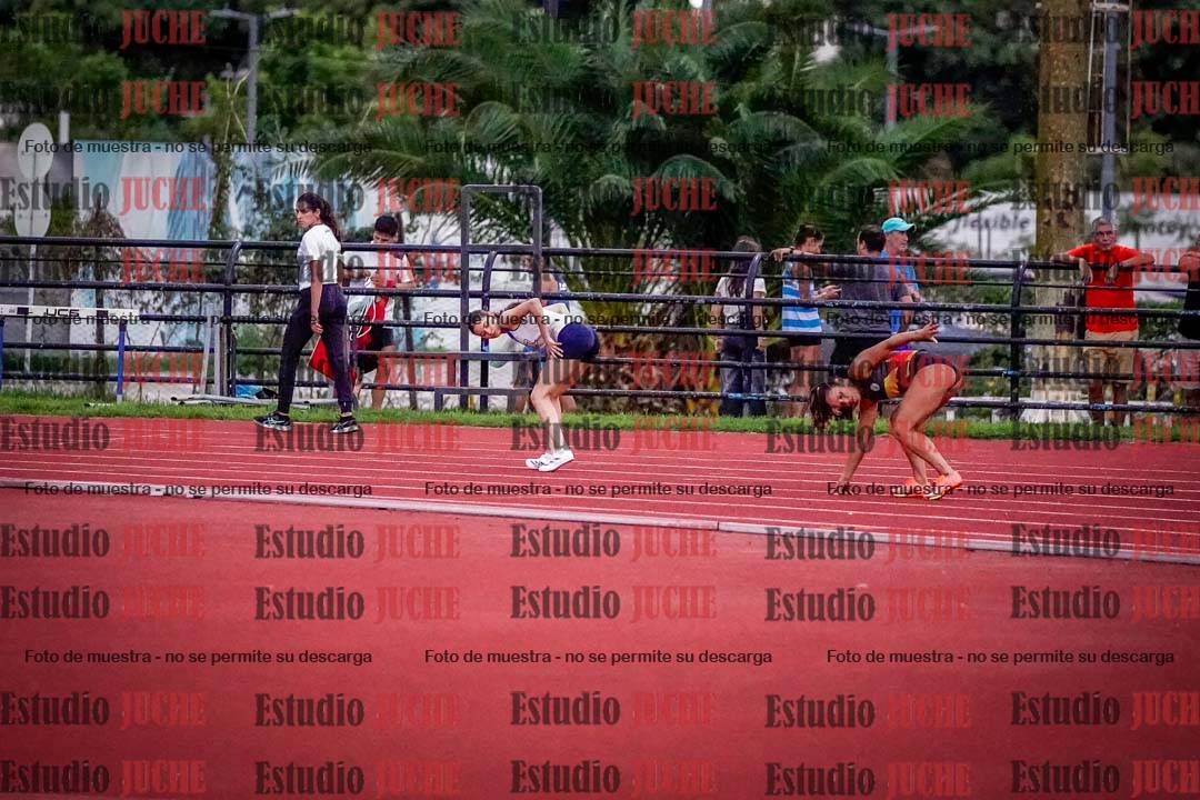 Fotos de las postas 4x100 m de mujeres