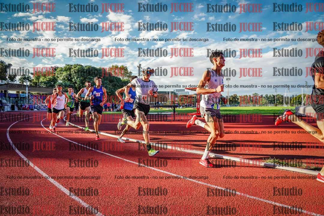 Fotos de los 1500 m llanos de varones