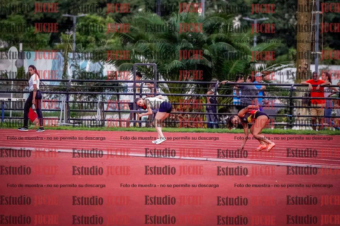 Fotos de las postas 4x100 m de mujeres