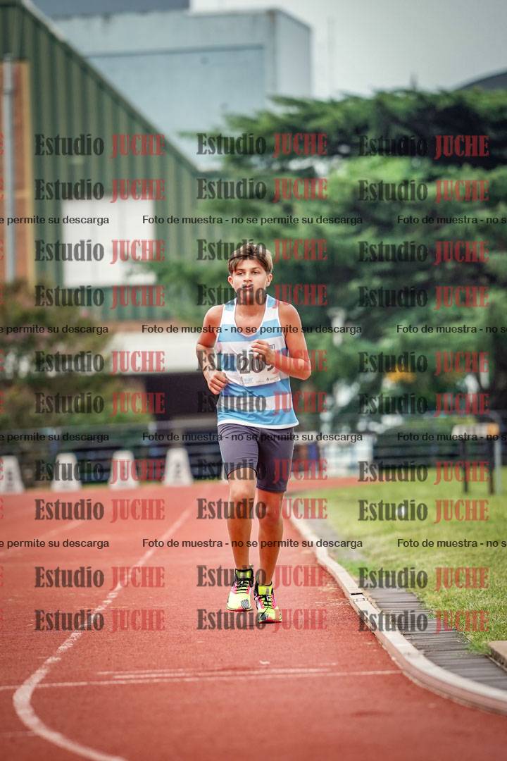 Fotos de los 2400 m de varones