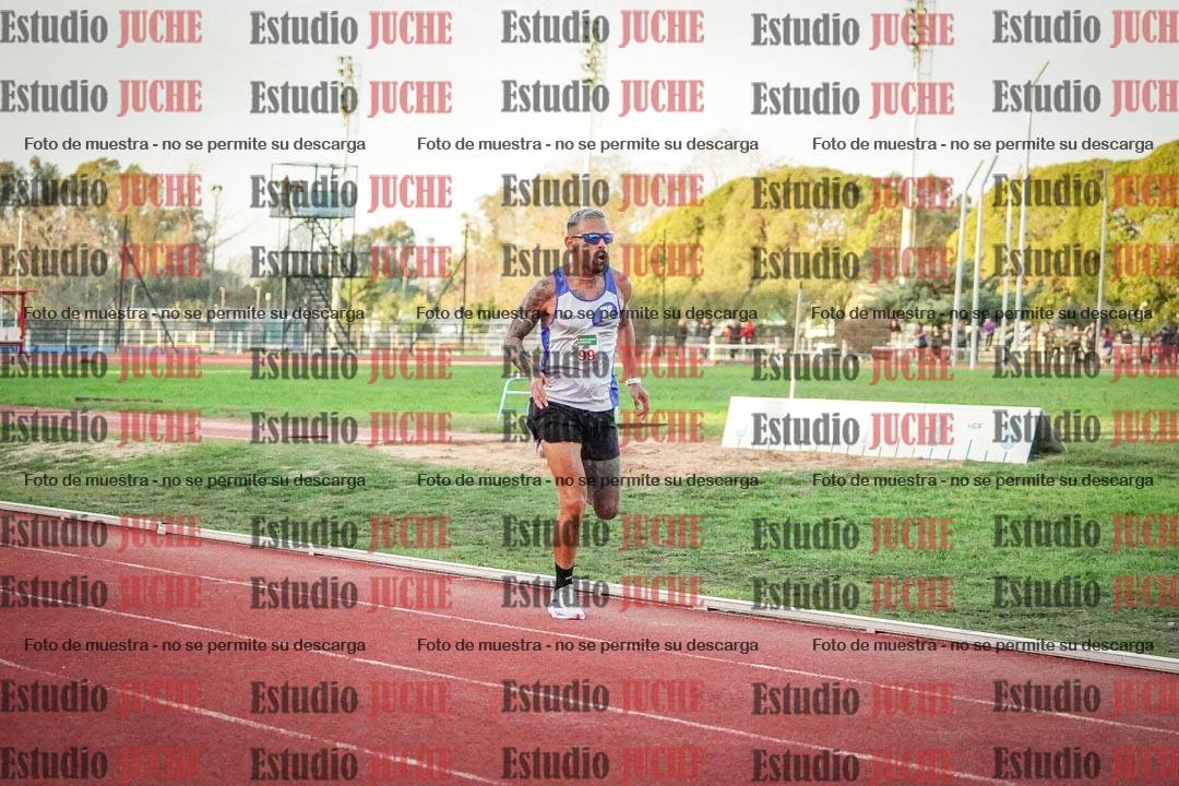 Fotos de los 3000 m llanos de varones
