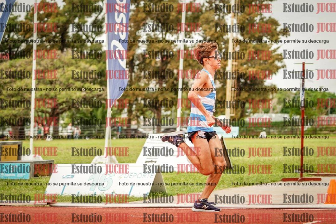 Fotos de los 3000 m llanos de varones