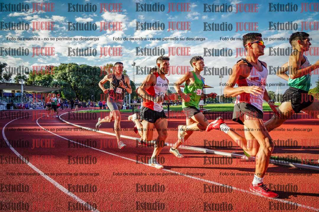 Fotos de los 1500 m llanos de varones