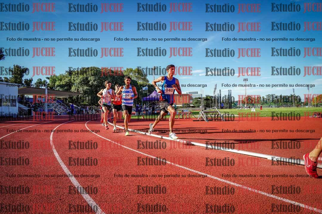 Fotos de los 1500 m llanos de varones