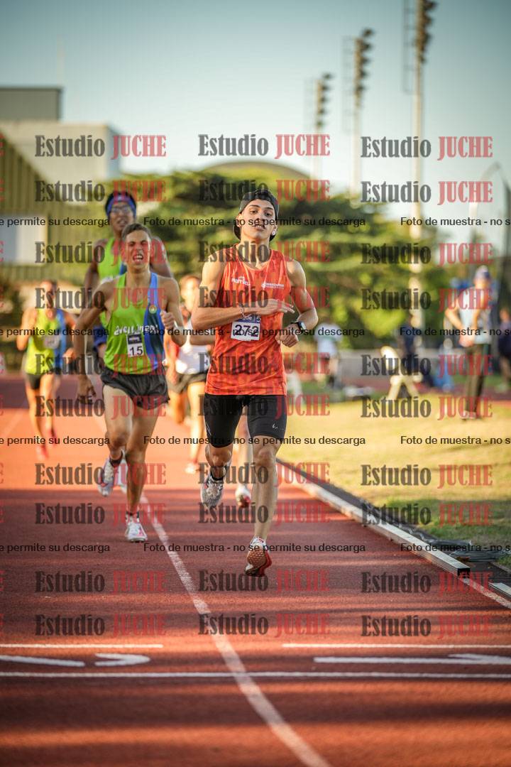 Fotos de los 3000 m llanos de varones