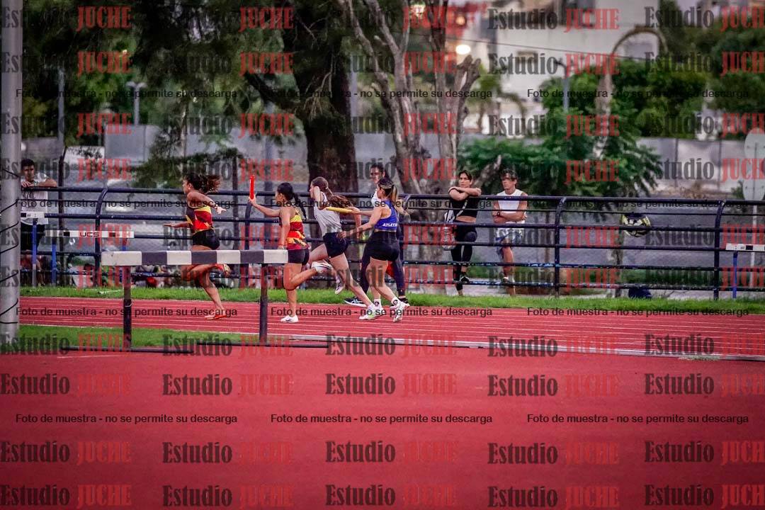 Fotos de las postas 4x100 m de mujeres
