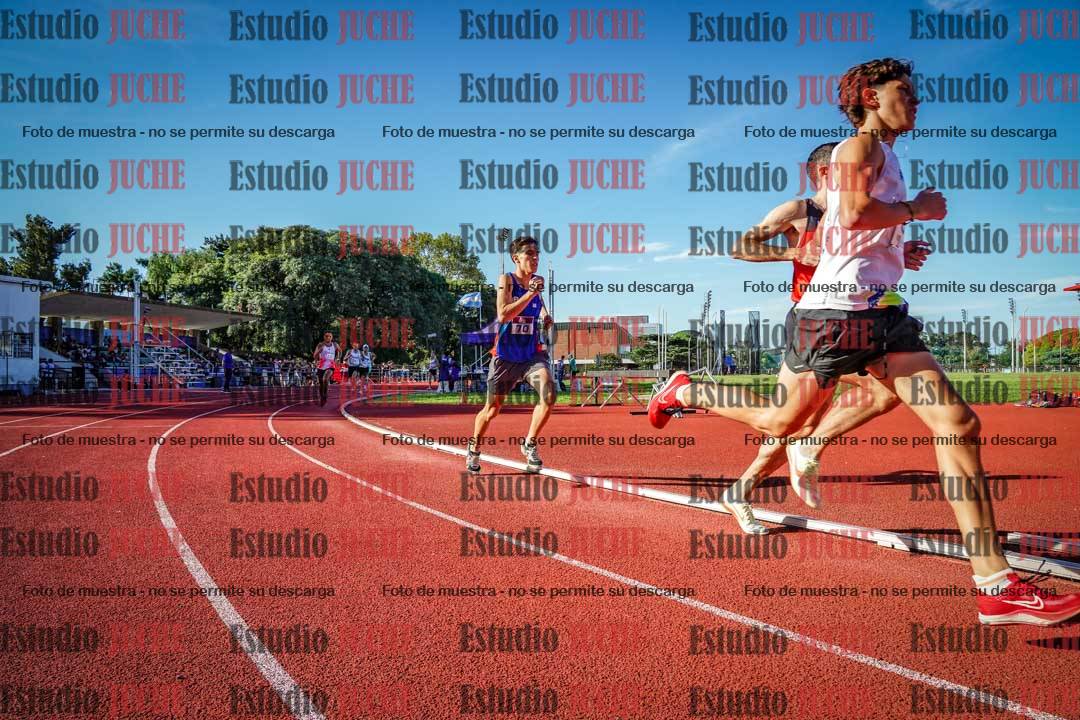 Fotos de los 1500 m llanos de varones