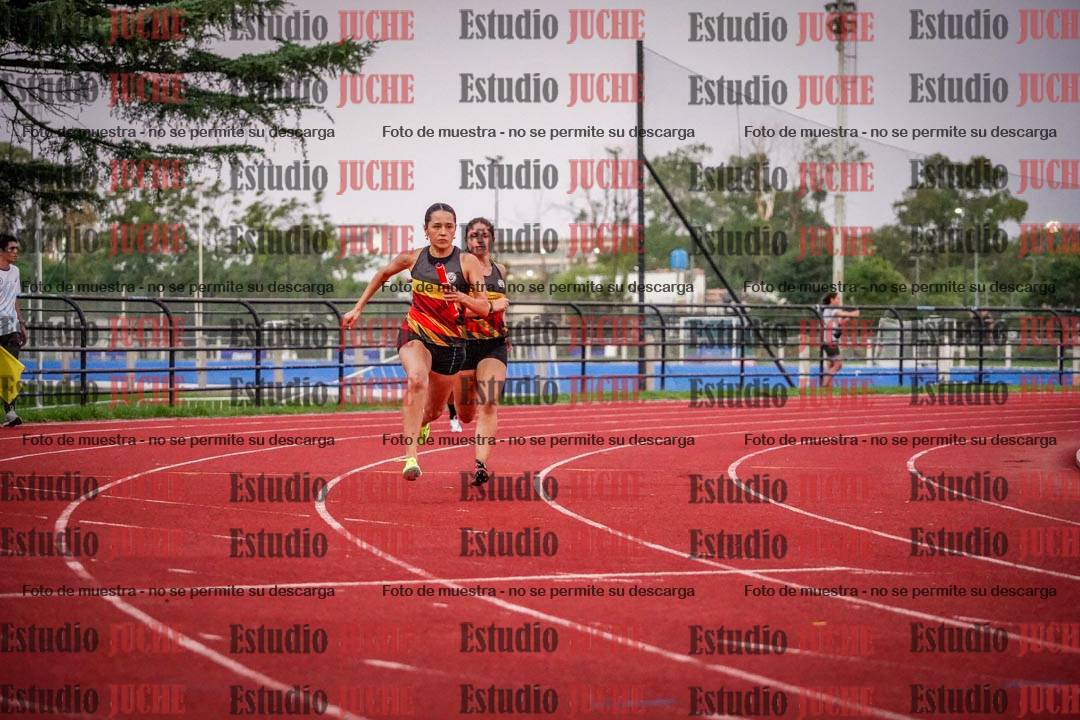 Fotos de las postas 4x100 m de mujeres