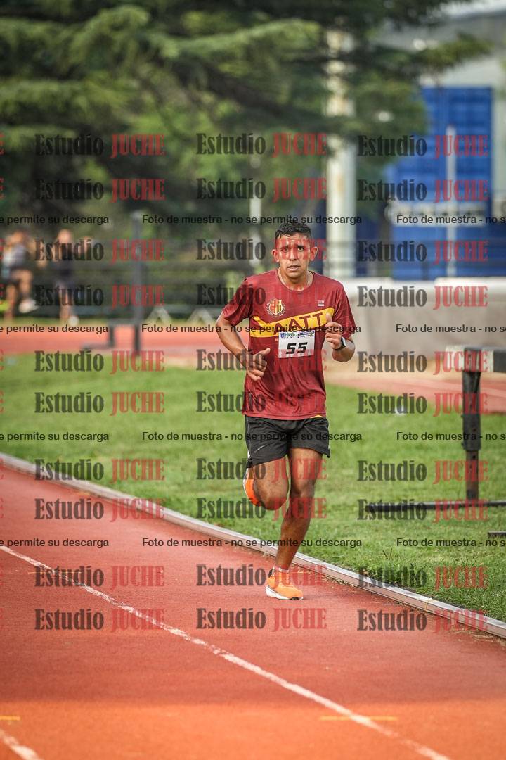 Fotos de los 3000 m llanos de varones