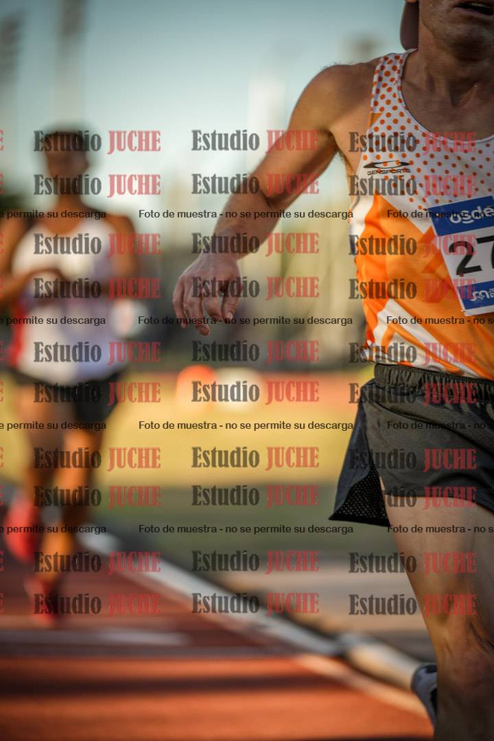 Fotos de los 3000 m llanos de varones