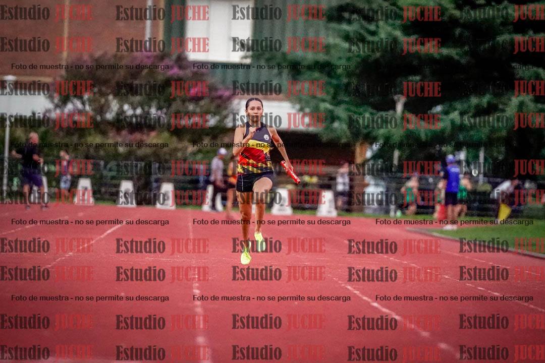 Fotos de las postas 4x100 m de mujeres