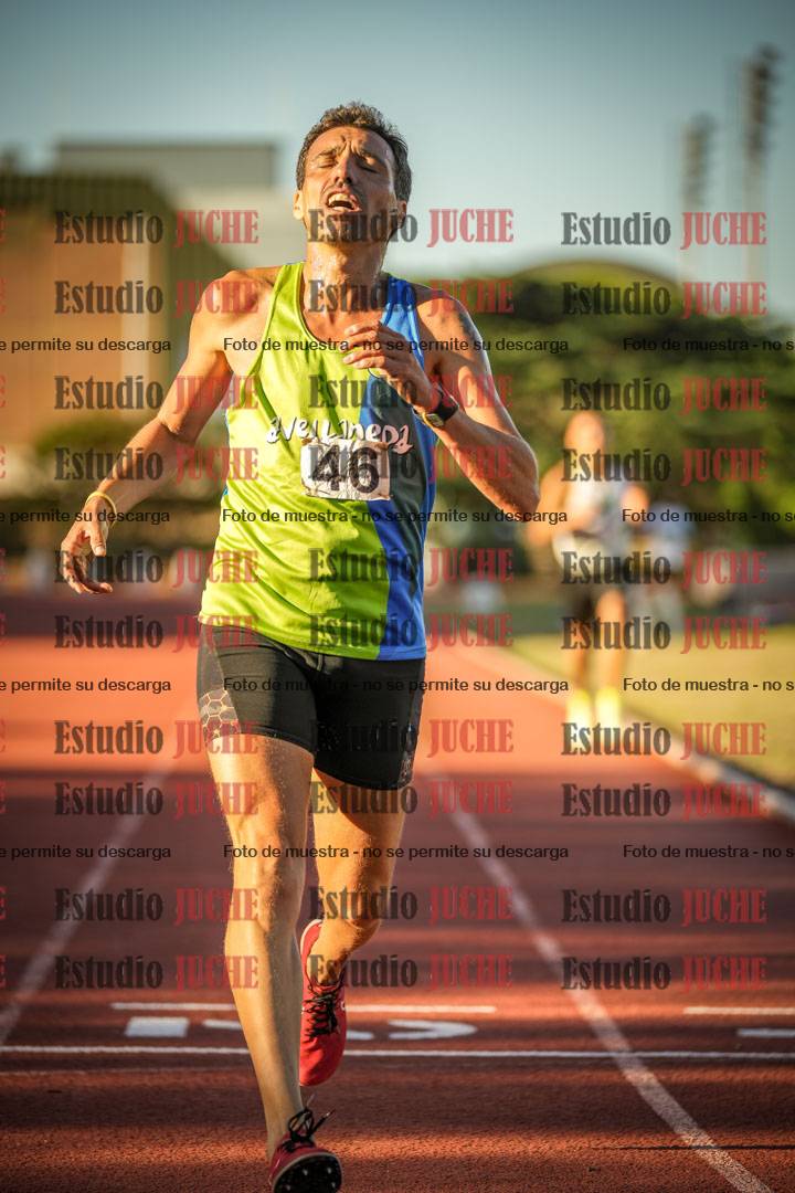 Fotos de los 3000 m llanos de varones