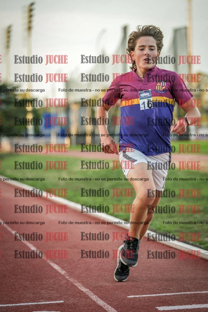 Fotos de los 3000 m llanos de varones
