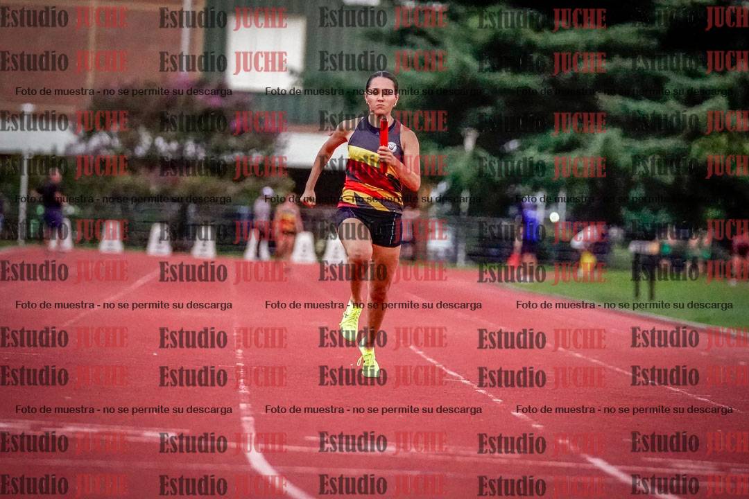 Fotos de las postas 4x100 m de mujeres
