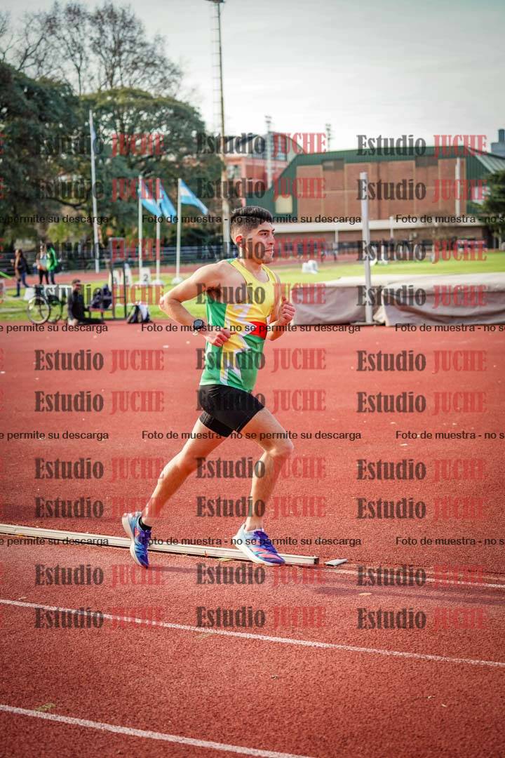 Fotos de los 3000 m llanos de varones