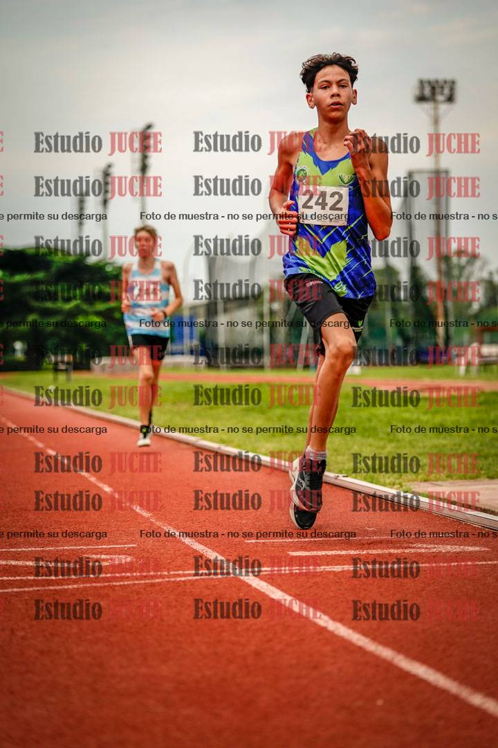 Fotos de los 2400 m de varones