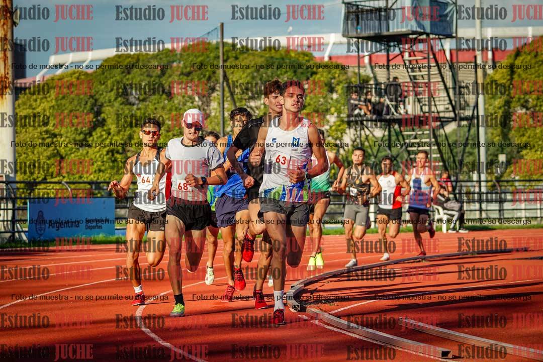 Fotos de los 1500 m llanos de varones