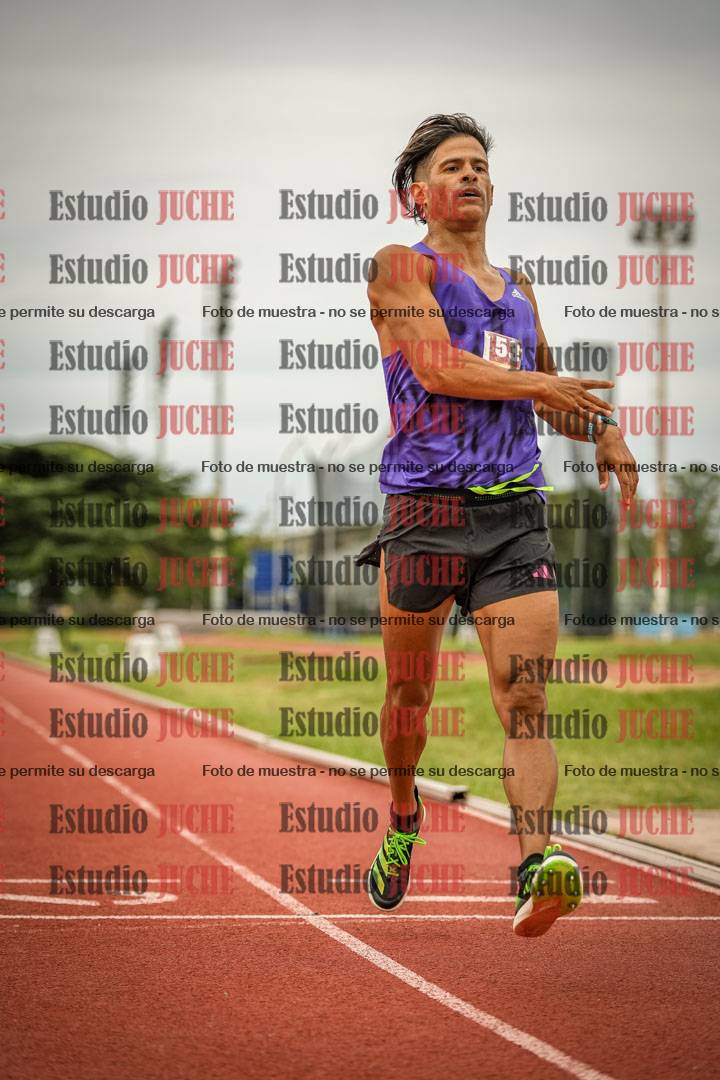 Fotos de los 3000 m llanos de varones