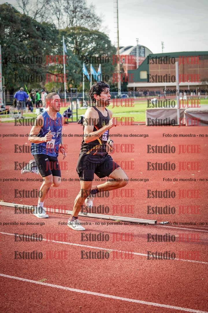Fotos de los 3000 m llanos de varones