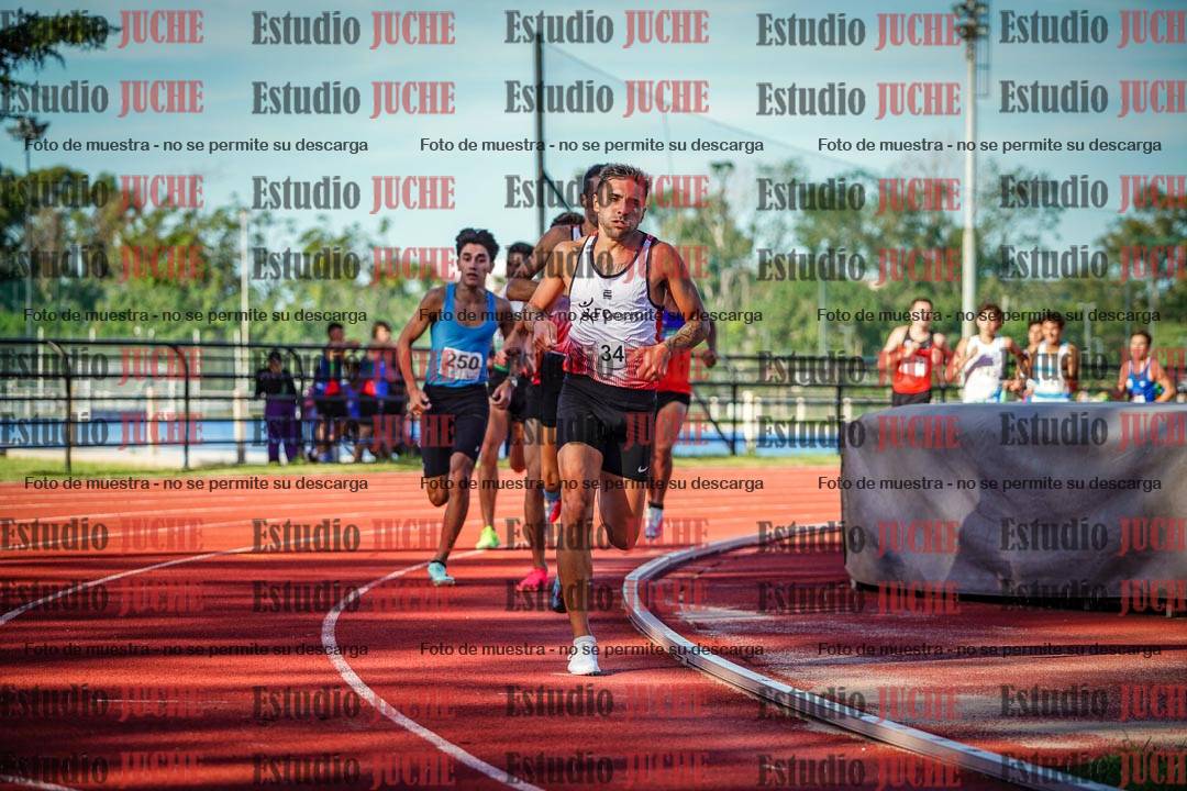 Fotos de los 1500 m llanos de varones