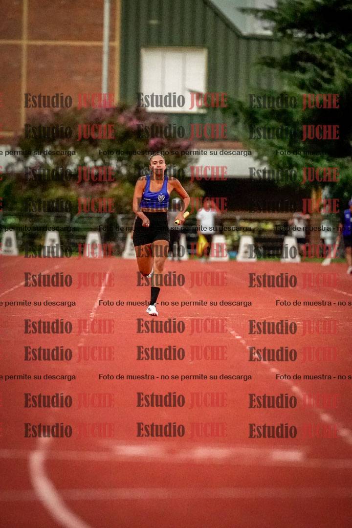 Fotos de las postas 4x100 m de mujeres