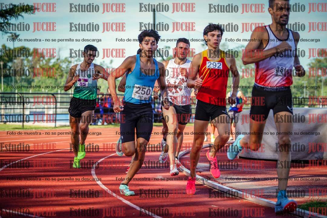 Fotos de los 1500 m llanos de varones