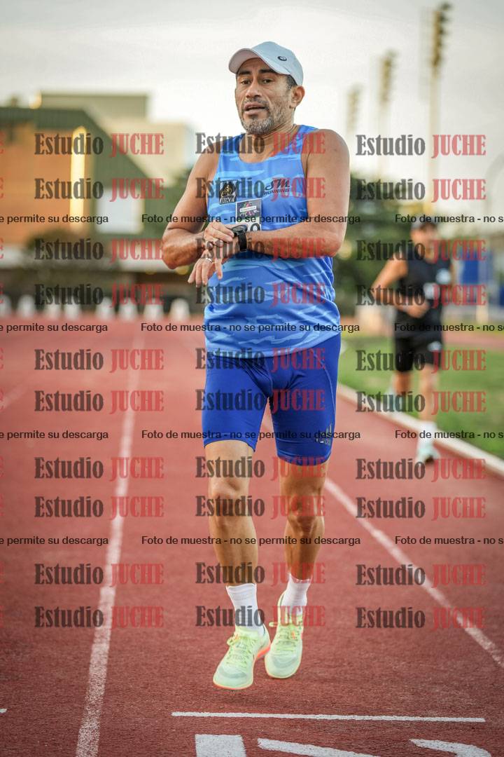 Fotos de los 3000 m llanos de varones